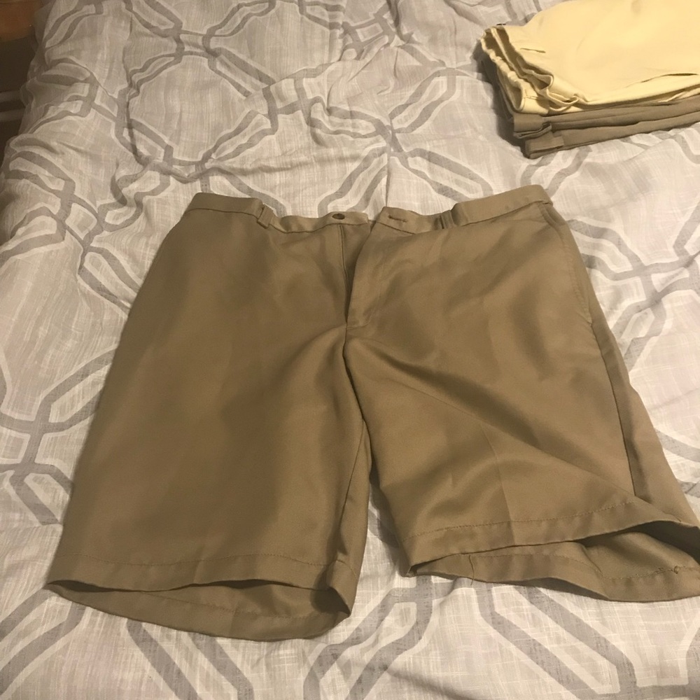 Men’s haggar shorts